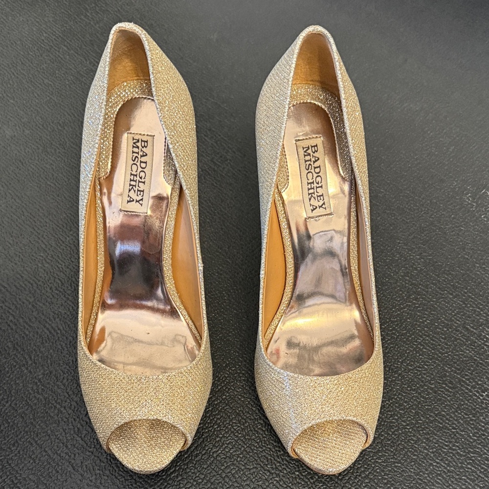 Badgley Mischka Gold Shoe